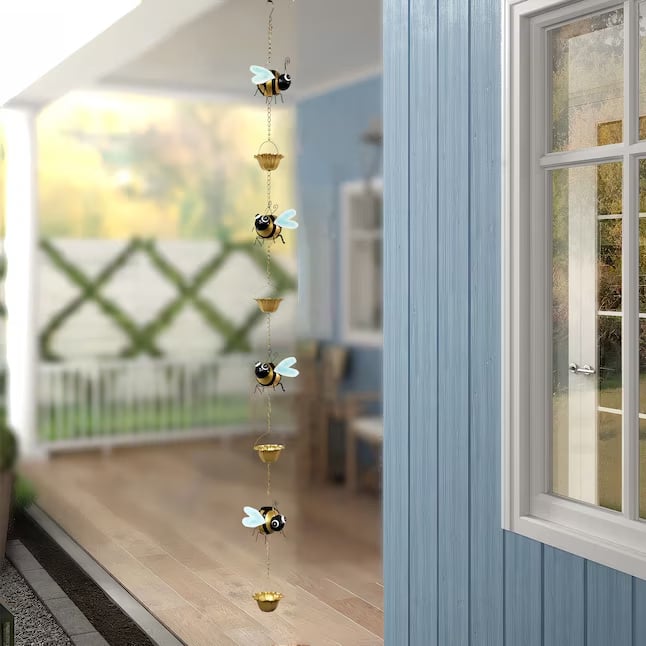 Whimsical Bee Rain Chain đ â Transforming Rainy Days into a Garden Spectacle