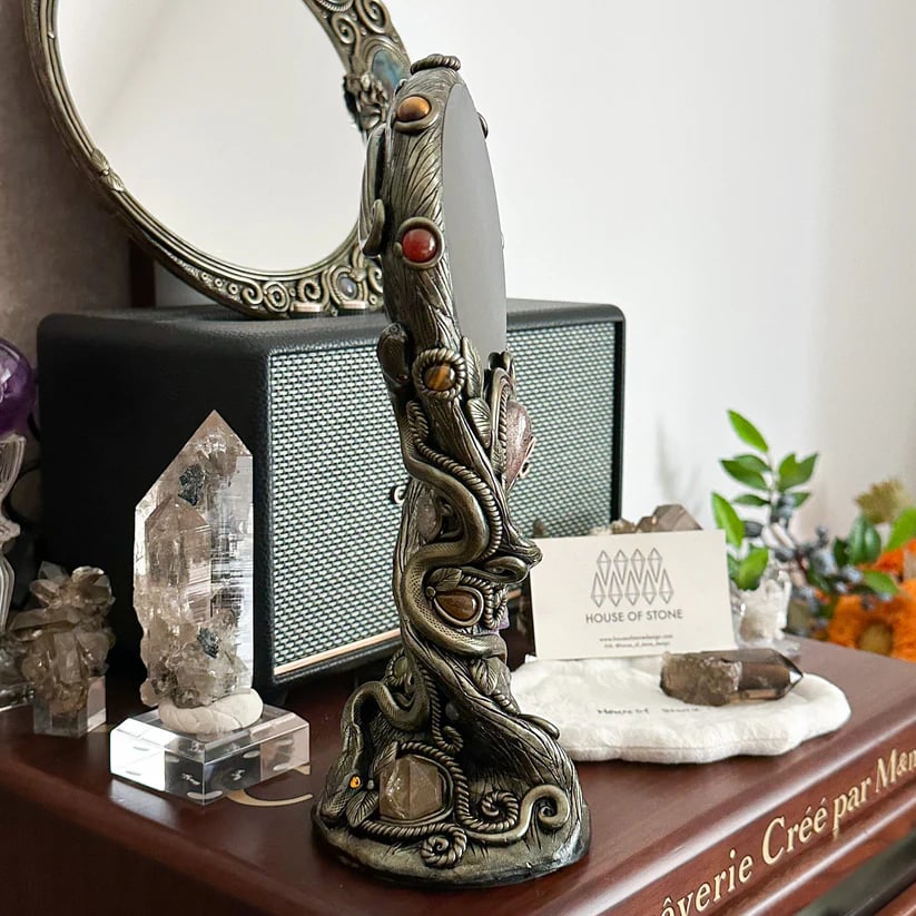 đŽ Handmade Black Obsidian Scrying Mirror â Crystal Chakra Altar Tool