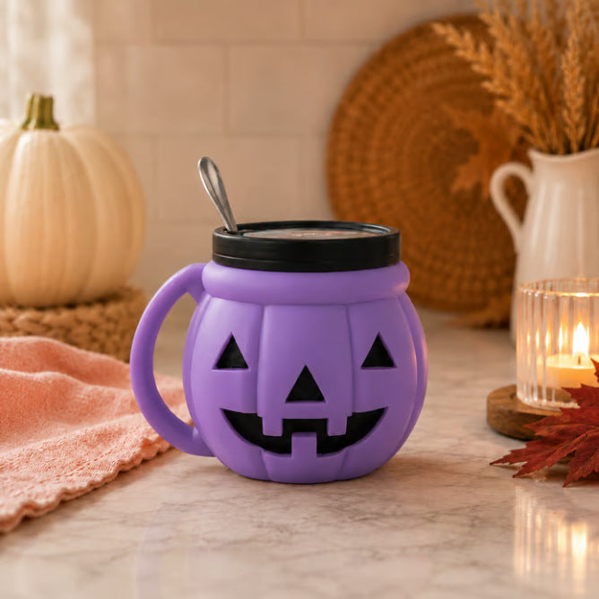 đ Spooky Season Starts Here â Cute Pumpkin Cup with Built-In Spoon Holder! đĨâ¨