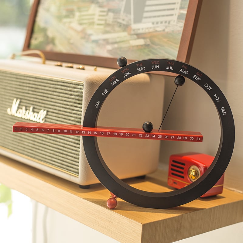 Magnetic Perpetual Calendar