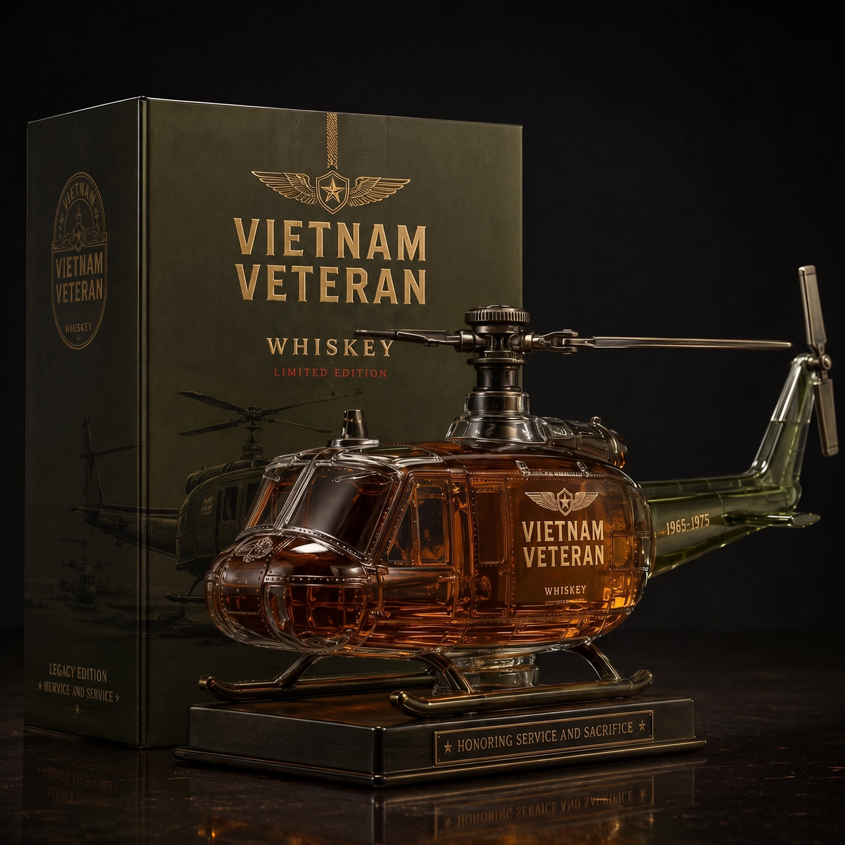 🇺🇸🚁🎖️Vietnam Veteran Huey Helicopter 1965-1975 Whiskey Bottle