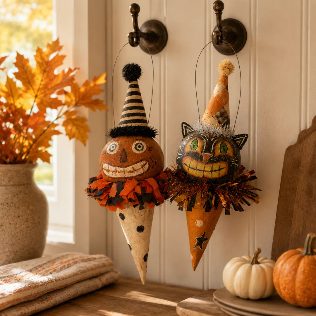 🎃Vintage Pumpkin & Black Cat Ornament🐱