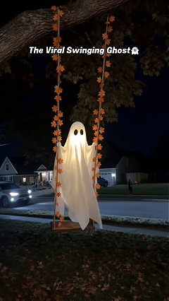 👻Halloween Swinging Ghost Light Create A Magical Haunted Porch This Halloween💡