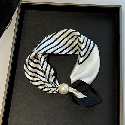 🔥HOT SALE Pearl Buckle Closure Printed Scarf