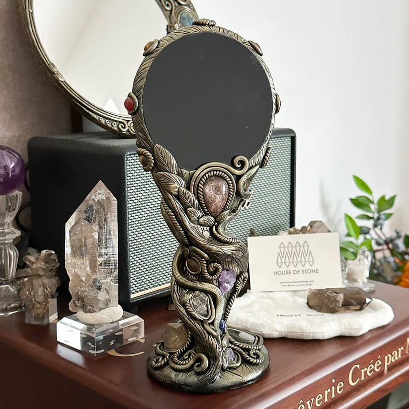 🔮 Handmade Black Obsidian Scrying Mirror – Crystal Chakra Altar Tool