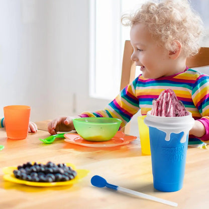 Slushy Cup, Freeze, Squeeze and Enjoy! Slushie Magic Cup, Homemade DIY Gadget with Lid & Straw Spoon 350ML, Washable, BPA free