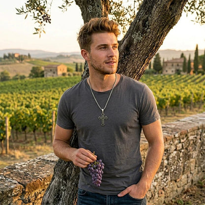 Men’s Engraved Cross Necklace – Timeless Style with a Meaningful Message