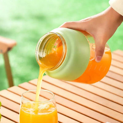 ⚠️ Dreading the post-juice cleanup? This  cup rinses clean in 10 seconds. No scrubbing! 🚿